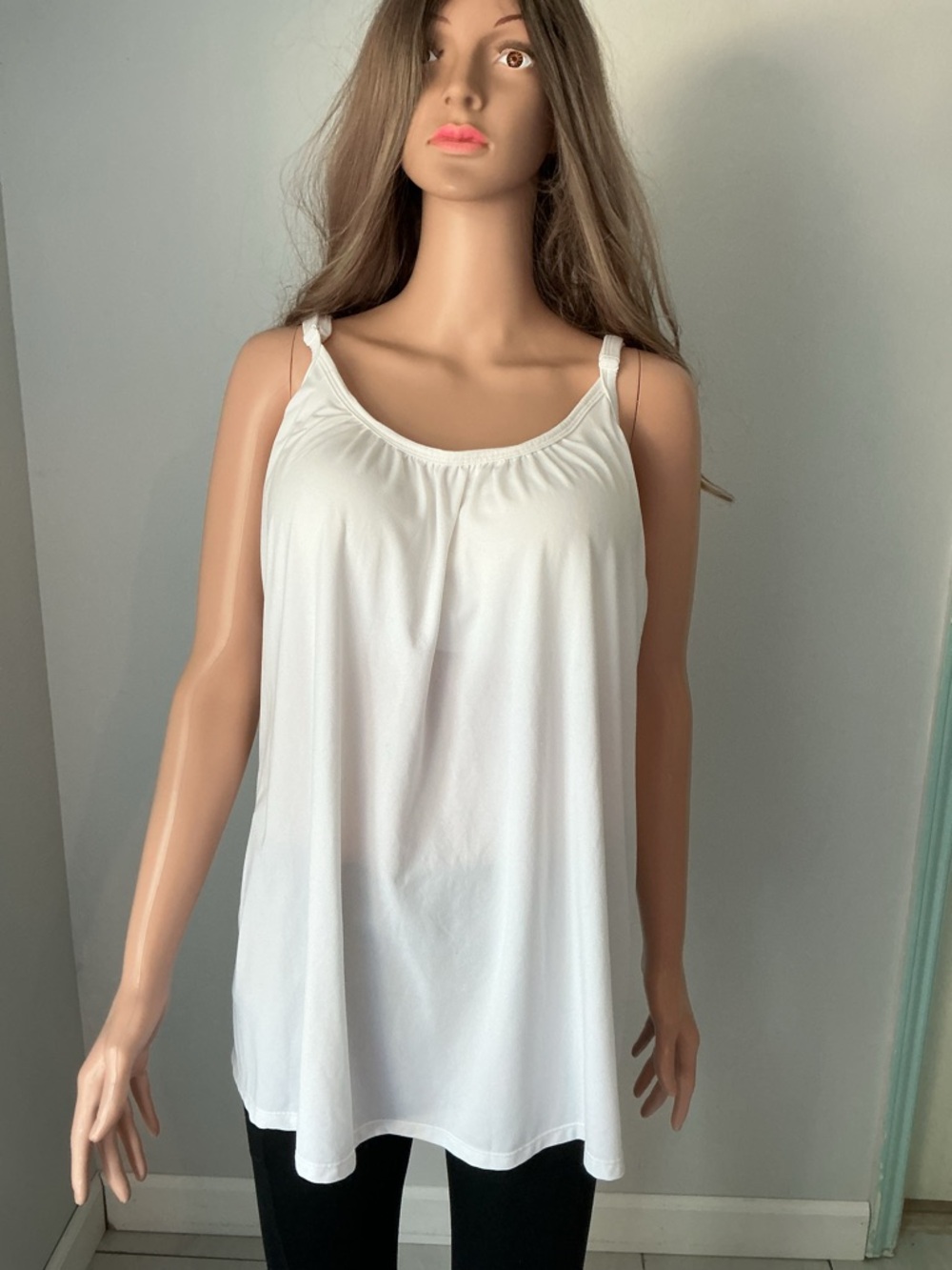 32° Cool White Tank Top with Built-In Cooling